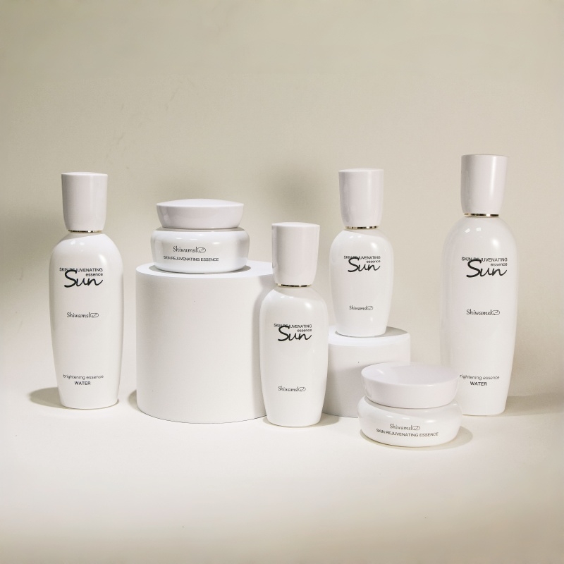 Skin Care Bottles Packaging 50g100ml Cosmetic Bottle Supplier