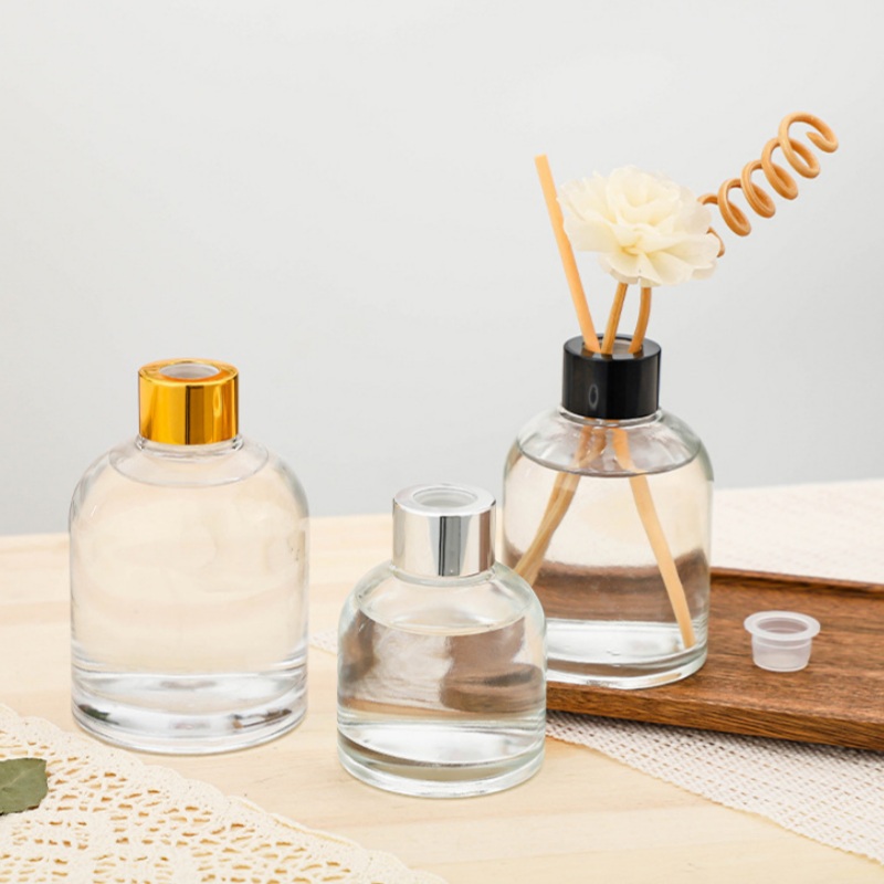 Nordic minimalist hanging clock aromatherapy bottle evaporator ornament